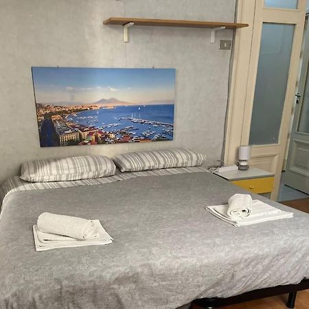 ナポリLa Casa Di Pepoアパートメント エクステリア 写真